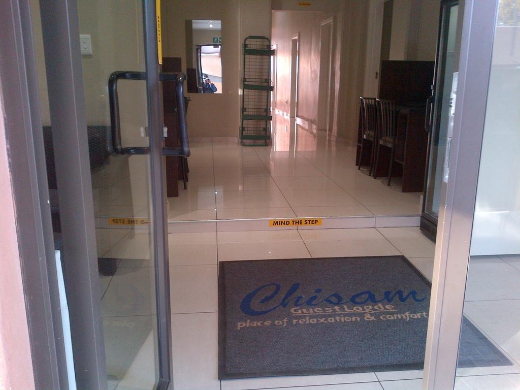 Chisam Guest Lodge Pty Ltd Johannesburg Exterior foto